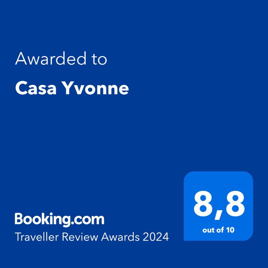 Вилла Casa Yvonne Рохалес Экстерьер фото